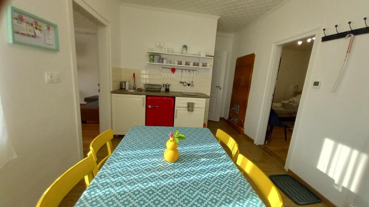 Kucko Apartman Badacsonytördemic Buitenkant foto